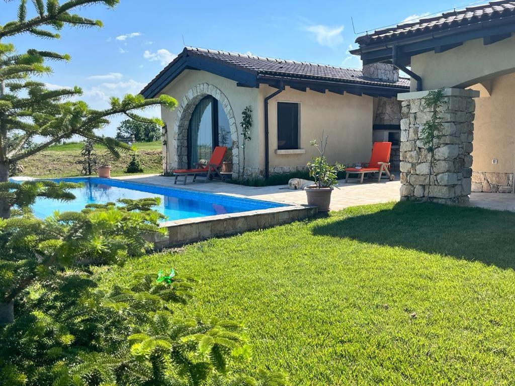 בלצ'יק Private Villa At Blacksearama Golf & Villas Resort מראה חיצוני תמונה
